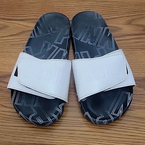 Victoria's Secret PINK Slides/ 6-7